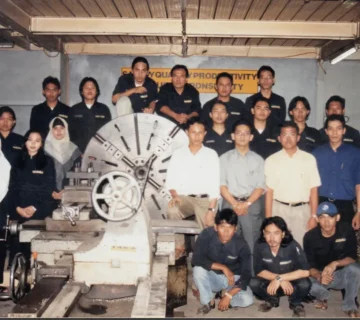 Image 2002 360x320