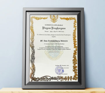 Platinum award 360x320